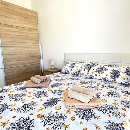 カラゼッタAttici Con Terrazzo Vista Mareアパートメント エクステリア 写真
