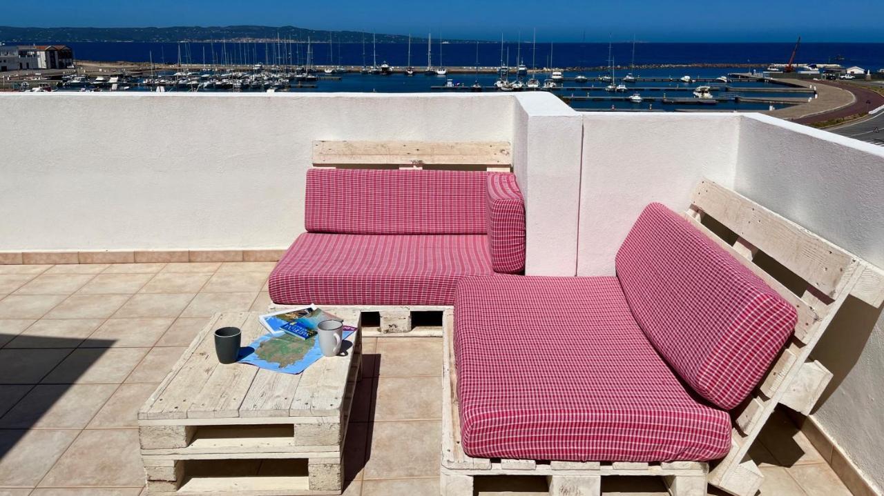 カラゼッタAttici Con Terrazzo Vista Mareアパートメント エクステリア 写真
